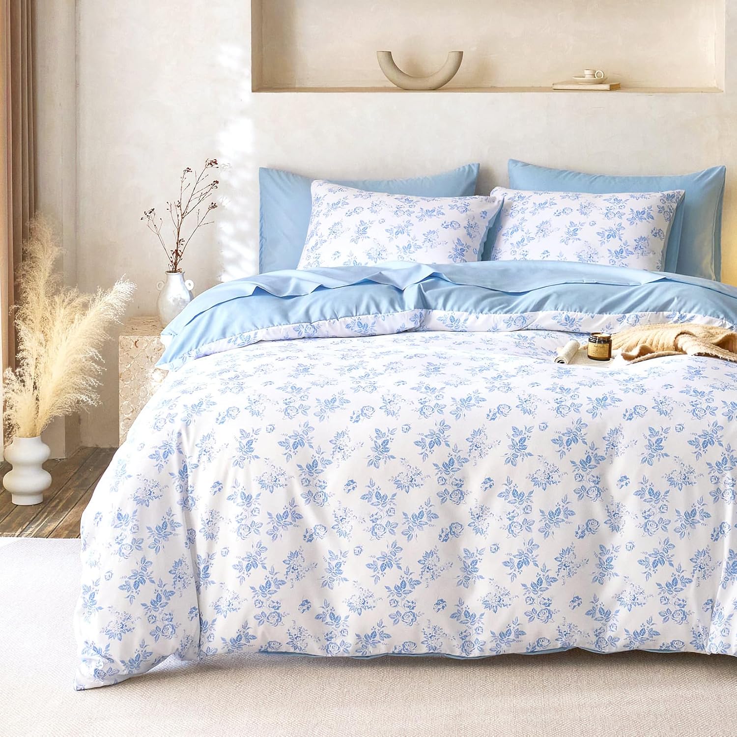 Charming Floral Comforter Set
